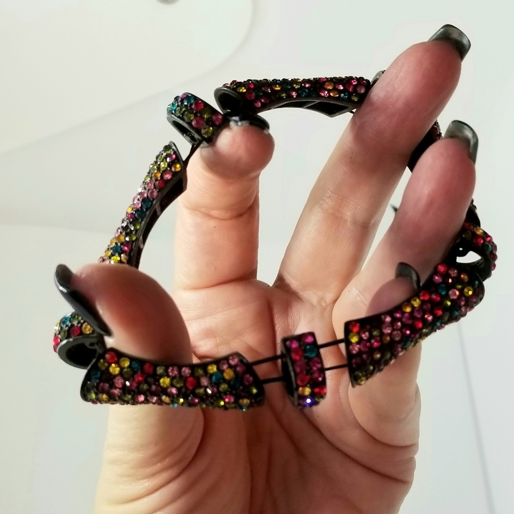 LIKE NEW Multi Color Rhinestone Stretch Bracelet - Picture 5 of 8